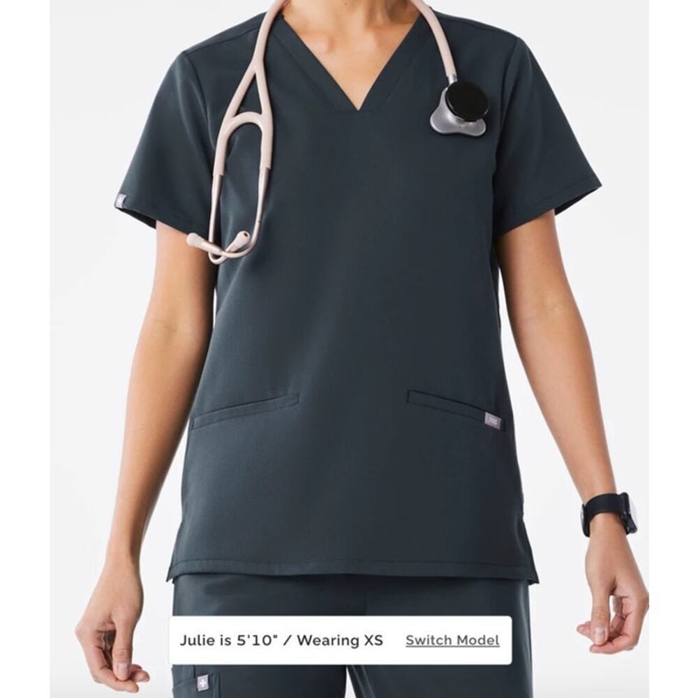 Womens NWOT FIGS Casma Three-Pocket Scrub Top Size XXL